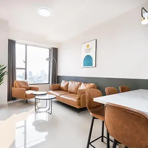 Min' - Rivergate Downtown Bui Vien - Free Pool Ho Chi Minh City